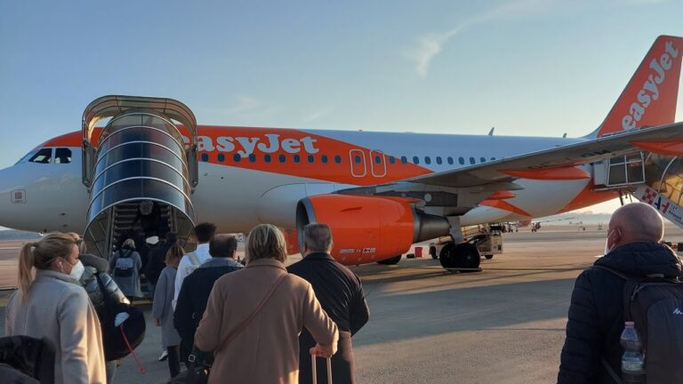 Orari dei voli Napoli-Milano Malpensa: Guida Essenziale