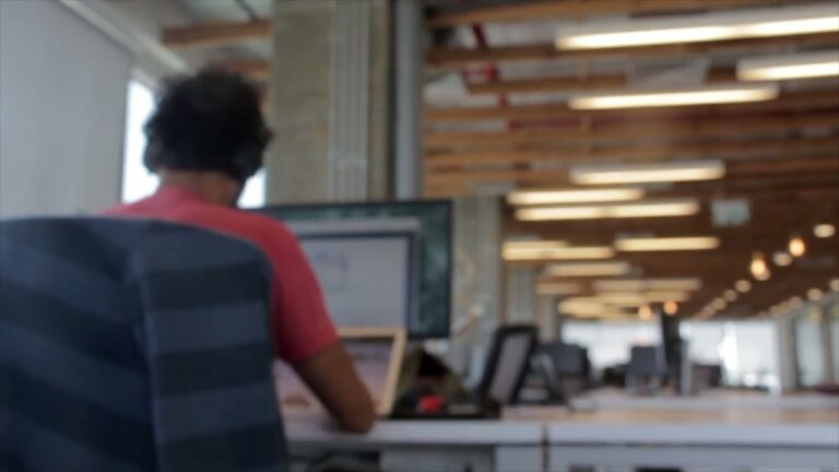 Ottimizzazione della Comunicazione: Il Potere di SMS e.Factor